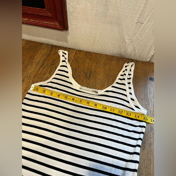 Oui Black & White Striped Tank Top - Size 4 - Picture 4 of 9